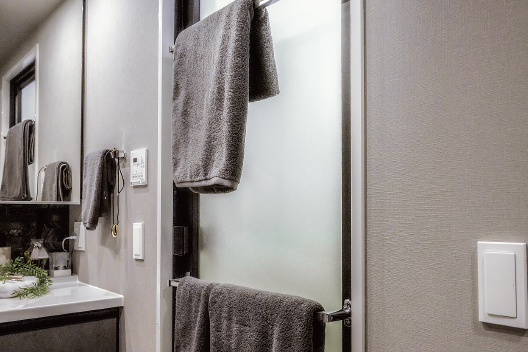 ドア外タオル掛け（2本）