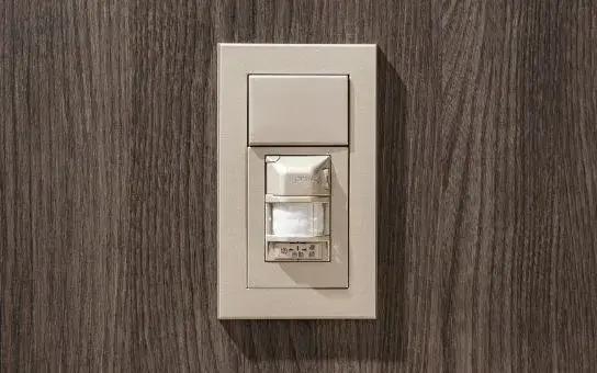 人感センサー付き玄関照明
