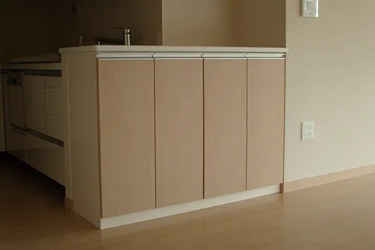 造作カウンター下