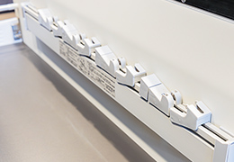 チャイルドロック付包丁差し