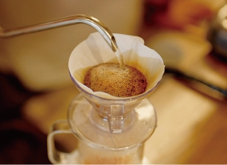 COFFEE PICTURES（約420m）