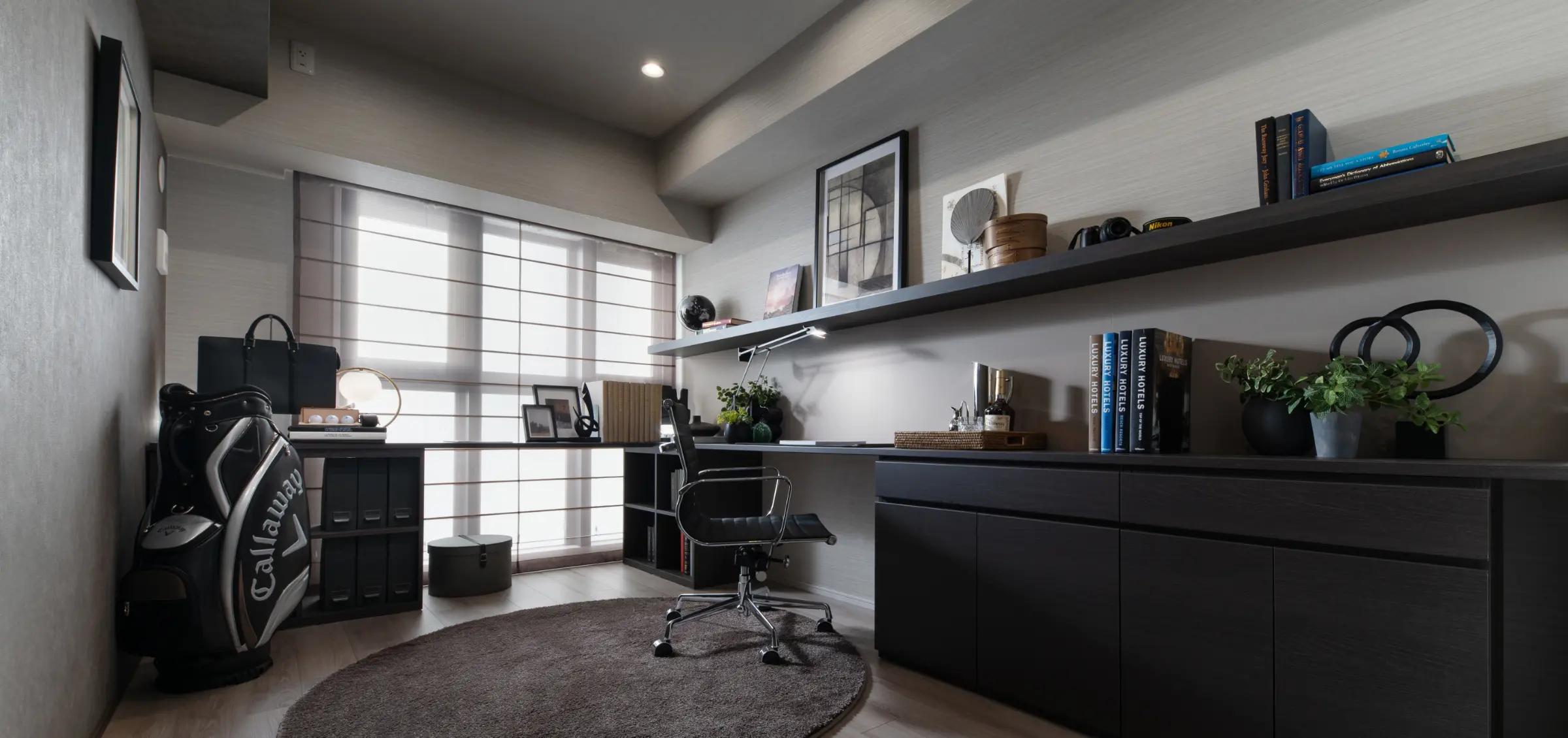 MASTER BEDROOM