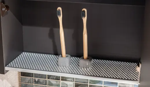 アルミパンチング棚板