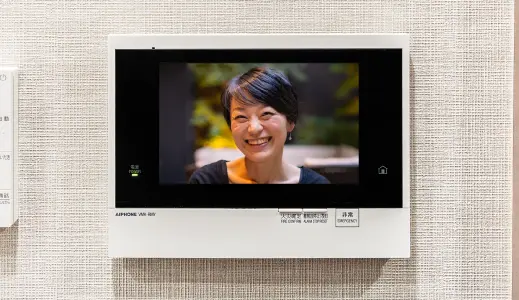 カラーモニター付きハンズフリーインターホン