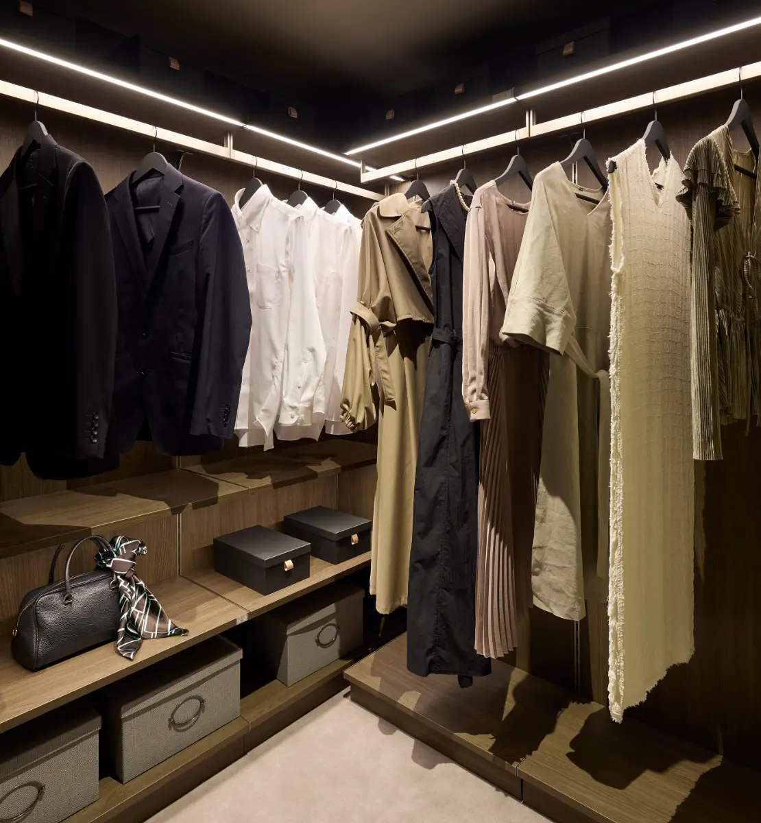 Walk-in Closet
