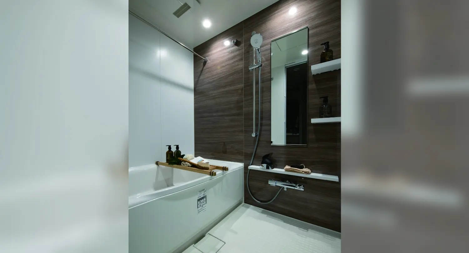 BATH ROOM