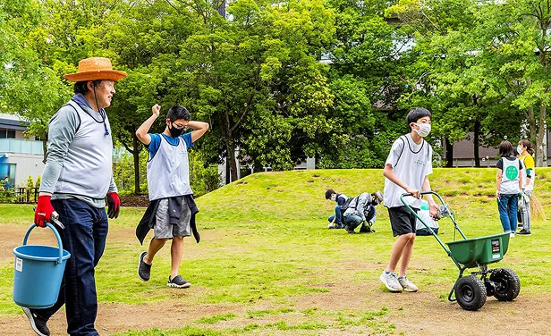 プライベート空間にもダイナミックな自然風景を